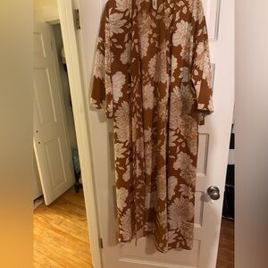 Mimi chica duster 

Orange w flowers size m